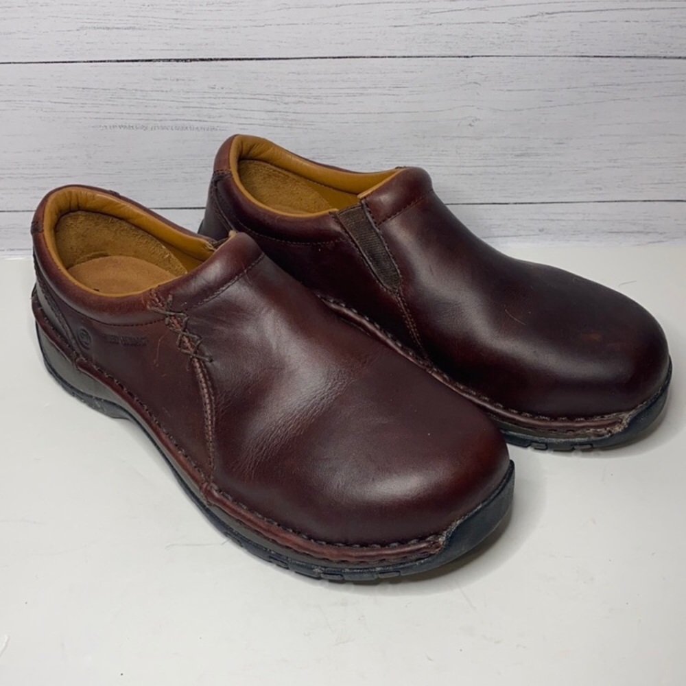 Red Wings 2322 Slip On Aluminum Toe Leather Stitchmax Womens Sz 8.5D WIDE